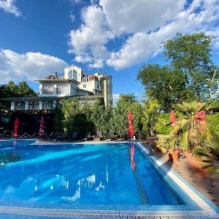 Hotel Royal Florence Chisinau Exterior foto