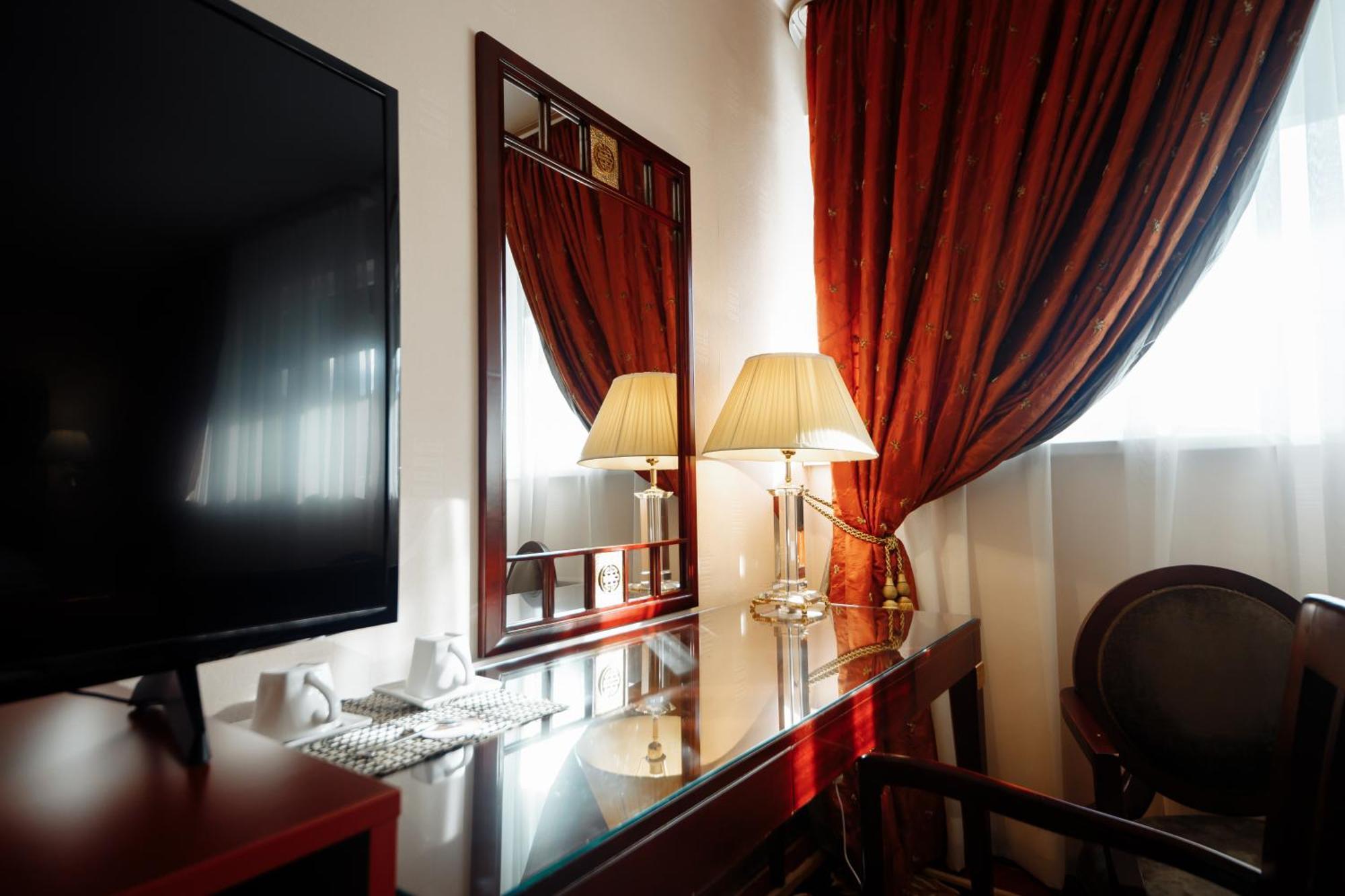Hotel Royal Florence Chisinau Exterior foto